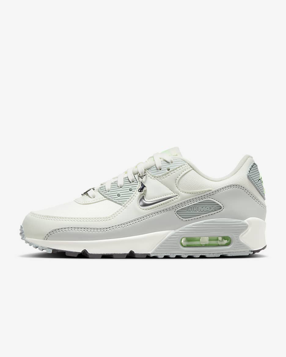 Nike max womens best sale